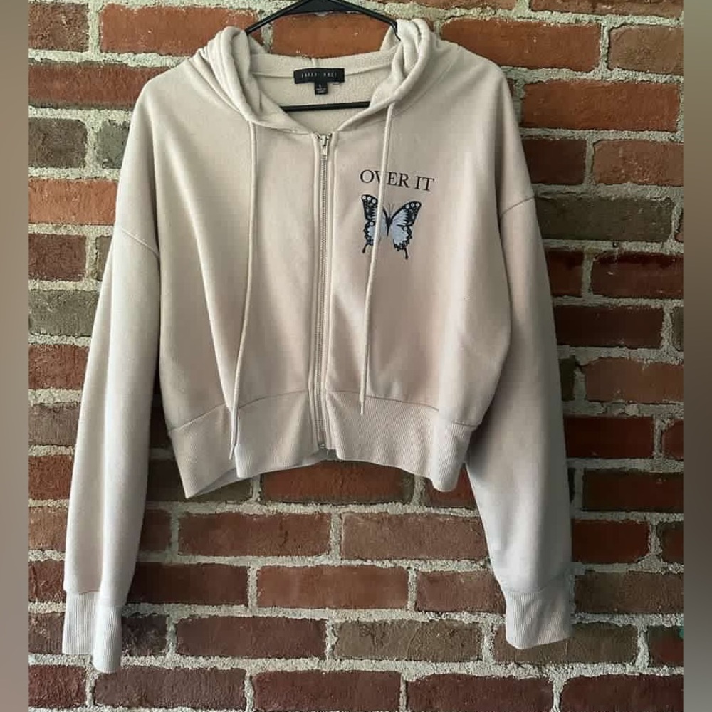 Large crop top zip up